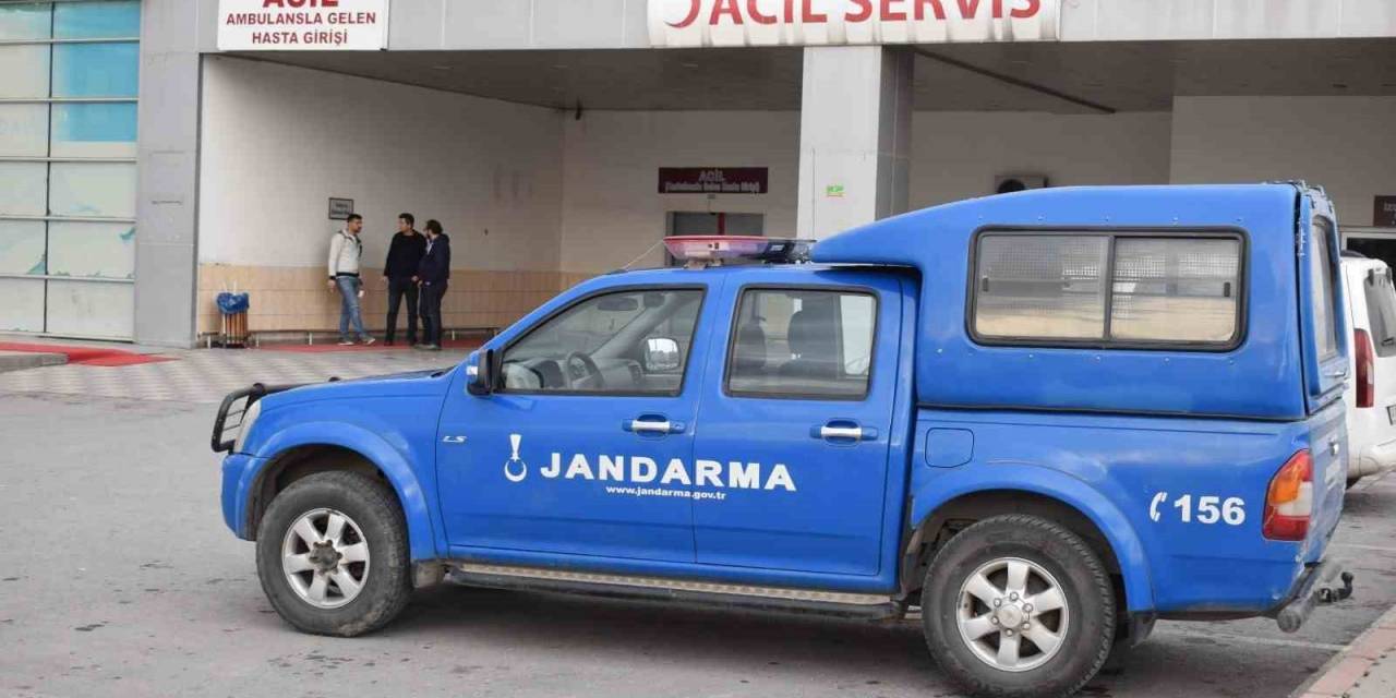 Husumetlilerin Yol Kavgası Kanlı Bitti: 1 Yaralı