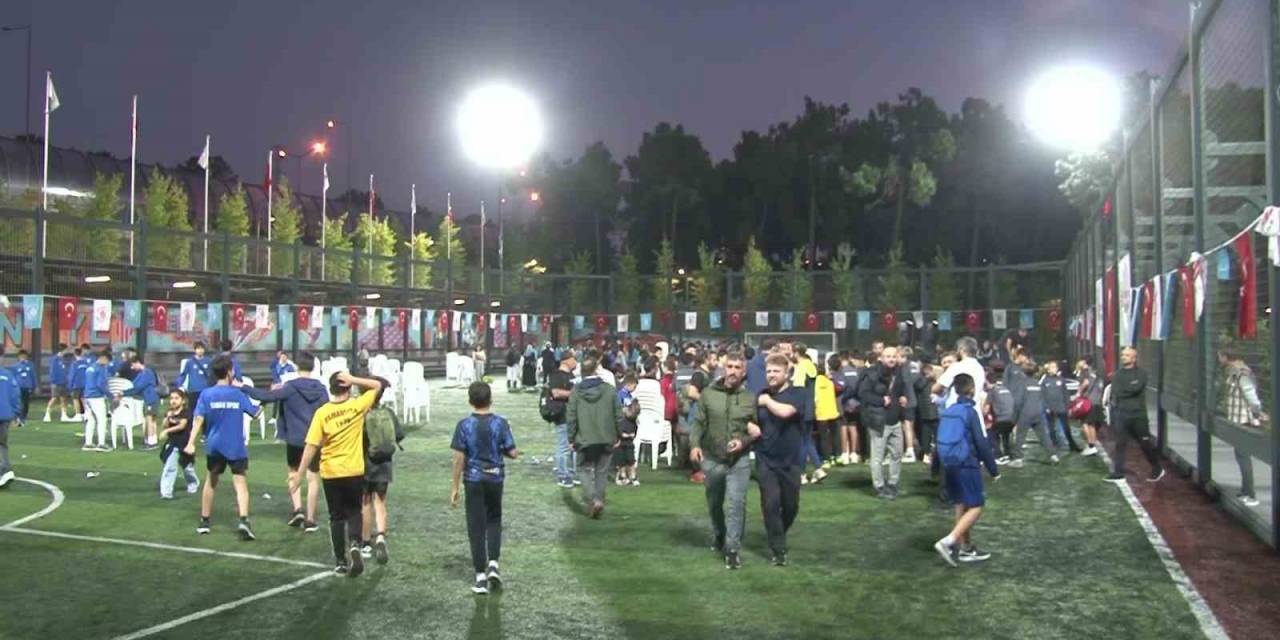 Ümraniye Belediyesi’nden Amatör Spor Kulüplerine Büyük Destek