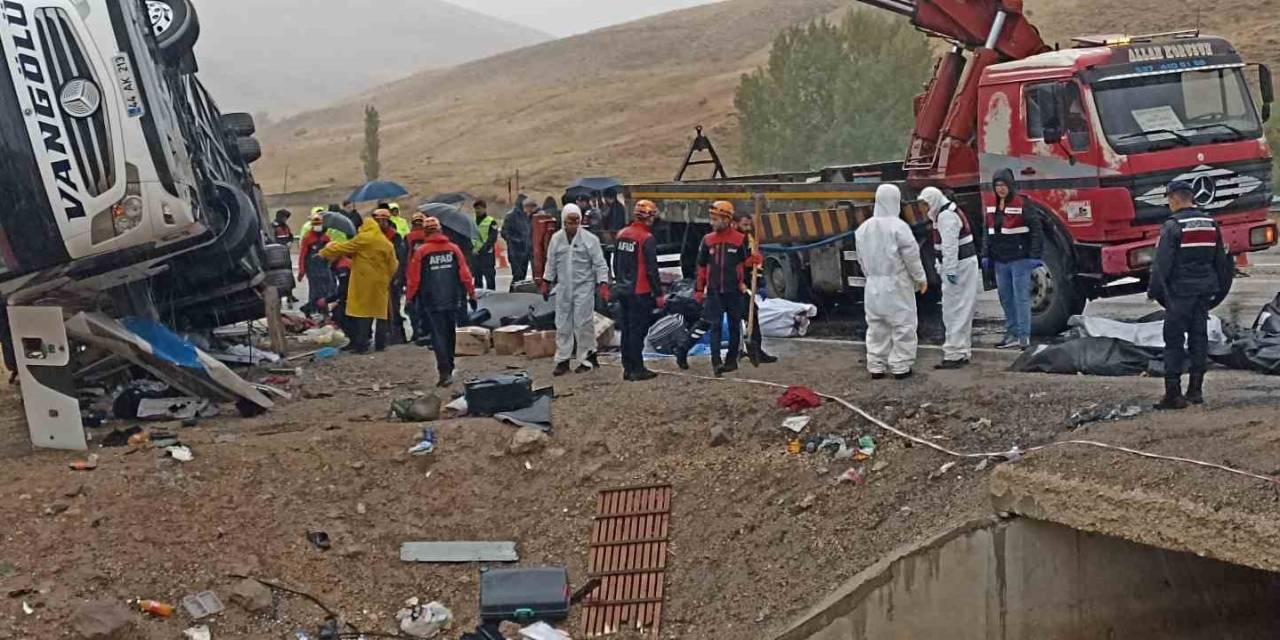 Valilik Açıkladı: 7 Ölü, 40 Yaralı