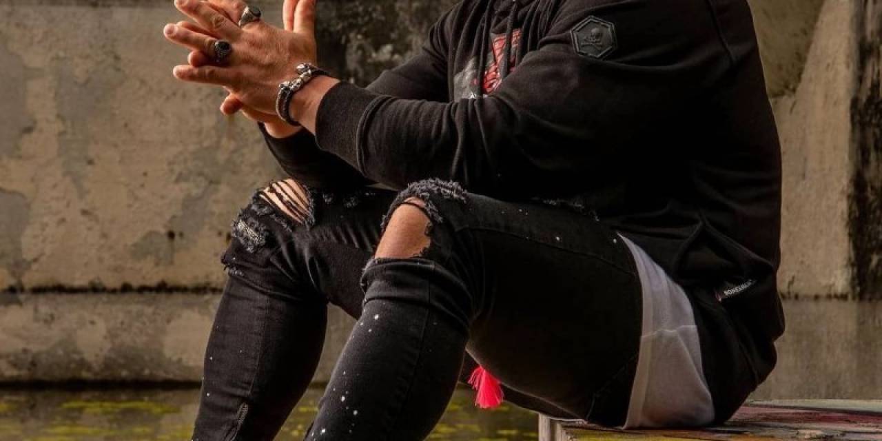 Lüks Giyim Markası İsrail’deki Satışlarını Askıya Aldı