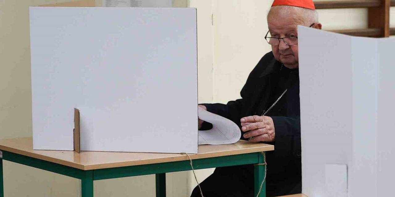 Polonya’da Halk Sandık Başında