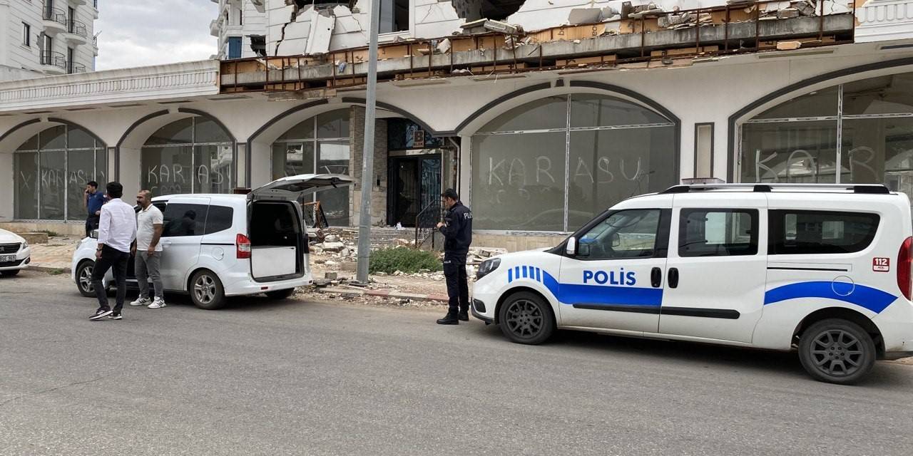 Hırsızlık Şüphelisi 2 Şahıs Yakalandı