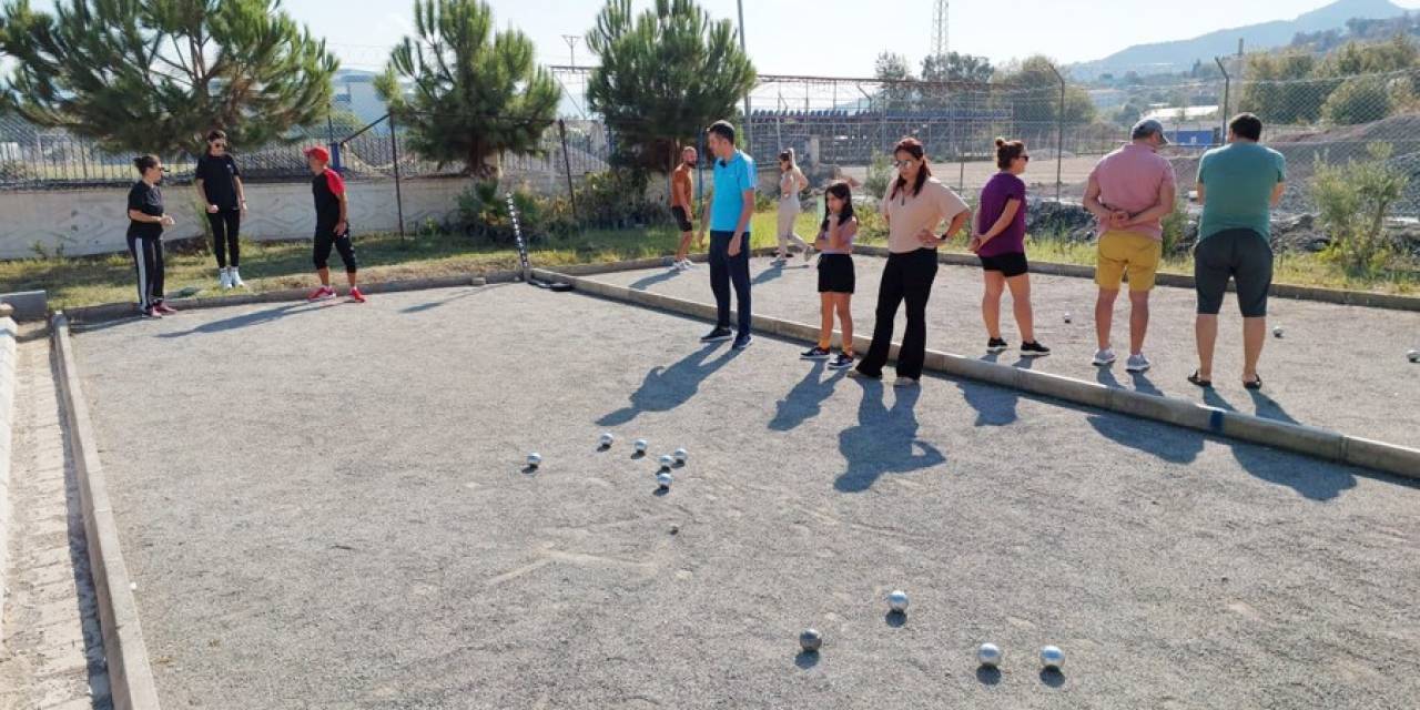 Bocce Turnuvasında Doyasıya Eğlendiler