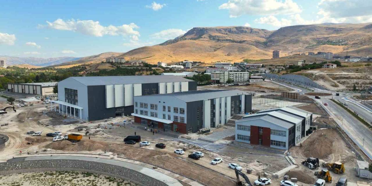 Orduzu Spor Kompleksi İnşaatında Son Aşamaya Gelindi