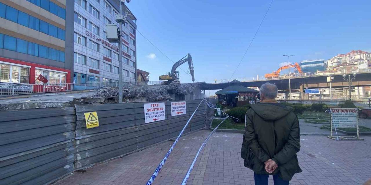 Fevkani Köprüsü’nde Yıkım Çalışmaları Hafta Sonu Da Devam Ediyor