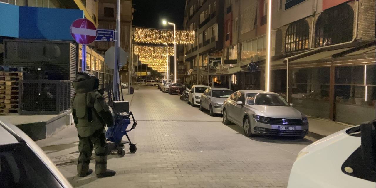 Burdur’da Fünyeyle Patlatılan Valizden Defter, Kitap Ve Notlar Çıktı