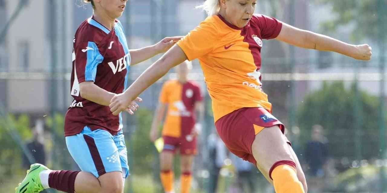 Turkcell Kadın Futbol Süper Ligi: Trabzonspor: 0 - Galatasaray: 2