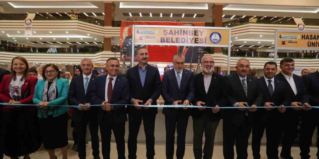 Şahinbey Belediyesi’nin 6. Kitap Fuarı Kapılarını Açtı