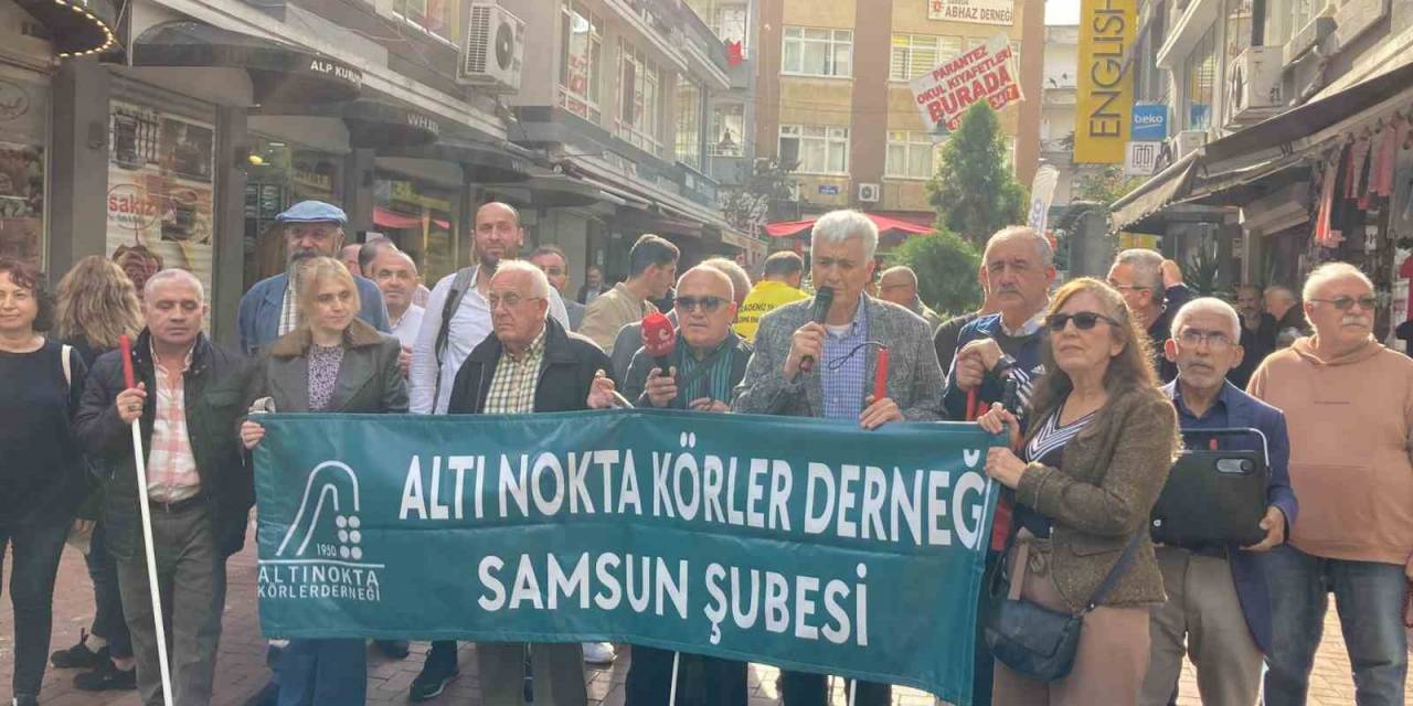 Görme Engelli Vatandaşlardan Dünya Beyaz Baston Ve Körler Günü’nde Yürüyüş