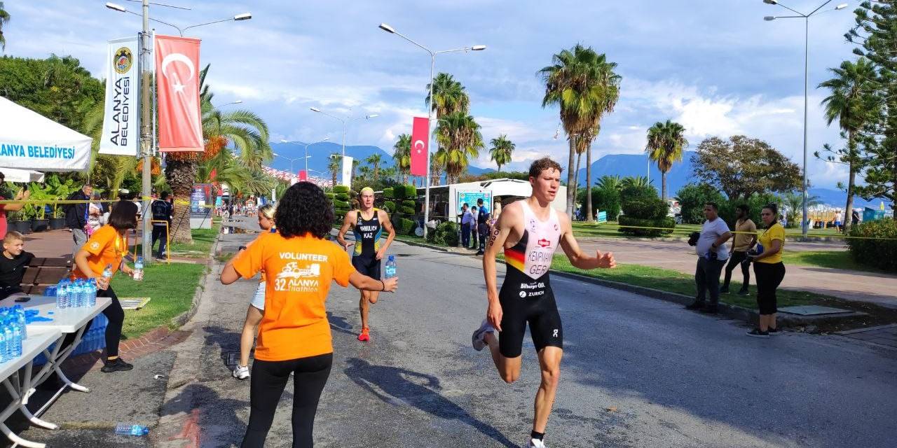 Uluslararası Alanya Triatlon Yarışları’nın 32.’si Tamamlandı