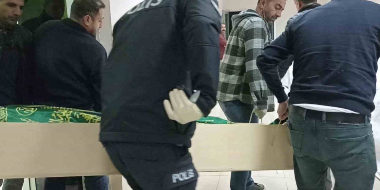 Sivas’taki Otobüs Kazasında Ölen 7 Yolcunun Cenazeleri Ailelerine Teslim Edildi