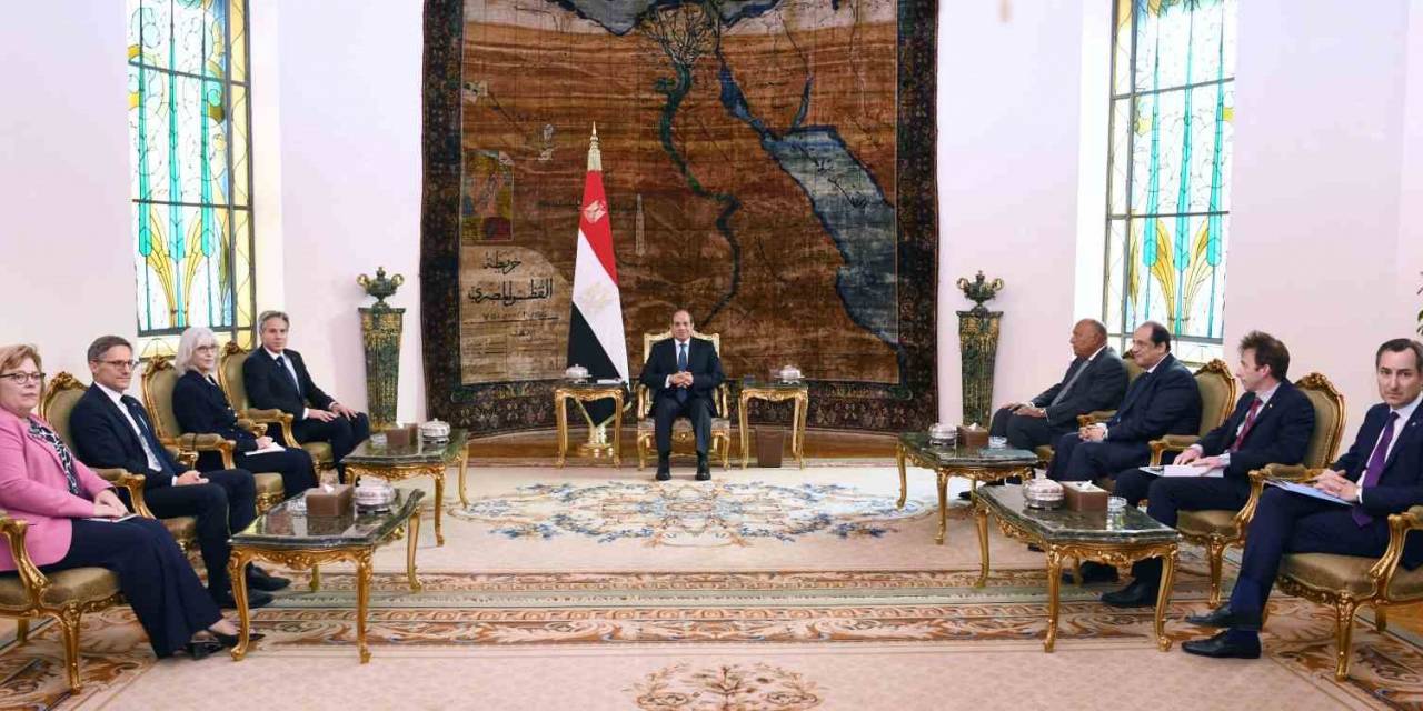 Mısır Cumhurbaşkanı Es-sisi İle Abd Dışişleri Bakanı Blinken Bir Araya Geldi