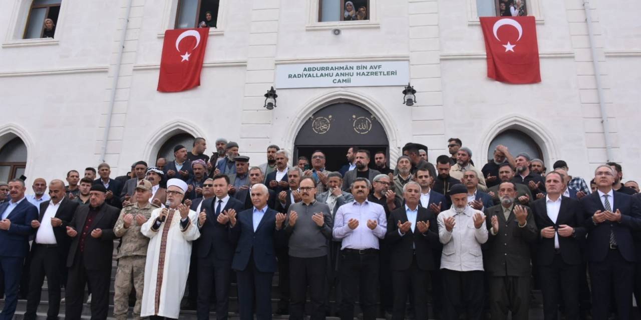 Siirt’te Sahabe Türbesi İnanç Turizmine Kazandırıldı