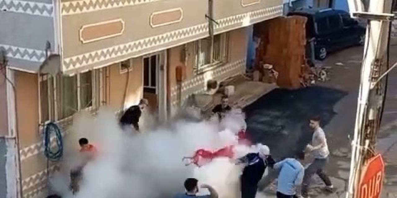 Gelin Almayan Gelen Damada Yangın Tüplü Müdahale