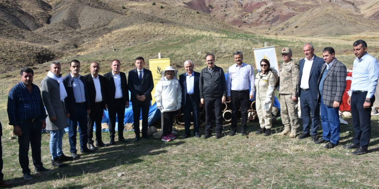 Siirt’te 2 Bin 47 Rakımlı Çemikare Yaylası’nda Bal Hasadı Yapıldı