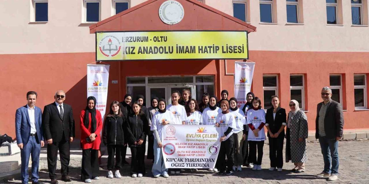 Öğrenciler Kıpçak Yurdundan Oğuz Yurduna Selam Getirdiler