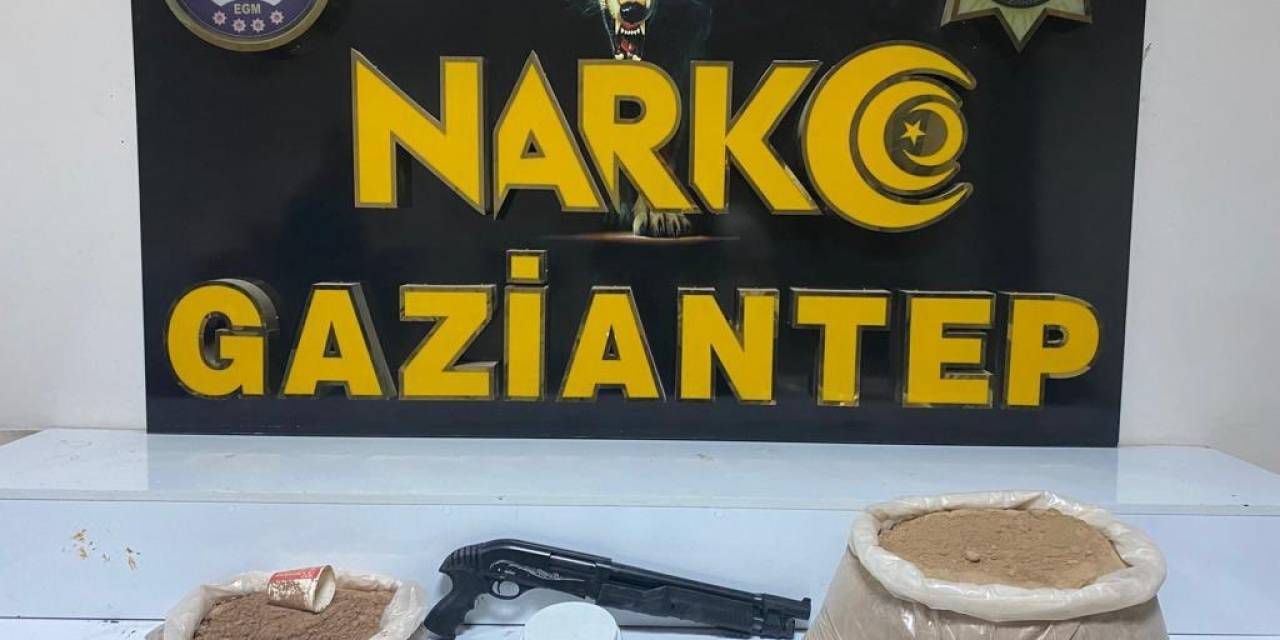 Gaziantep’te 22 Kilo Eroin Ele Geçirildi: 3 Şahıs Tutuklandı