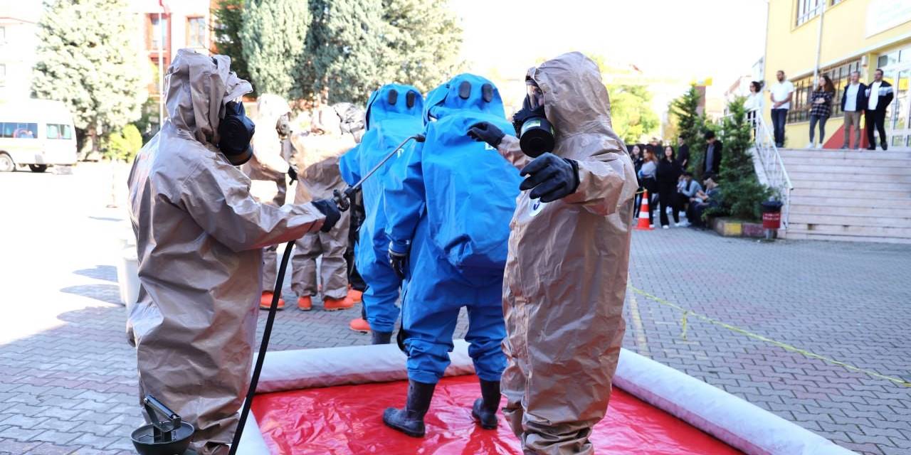 Afad’tan Film Sahnelerini Aratmayan Tatbikat