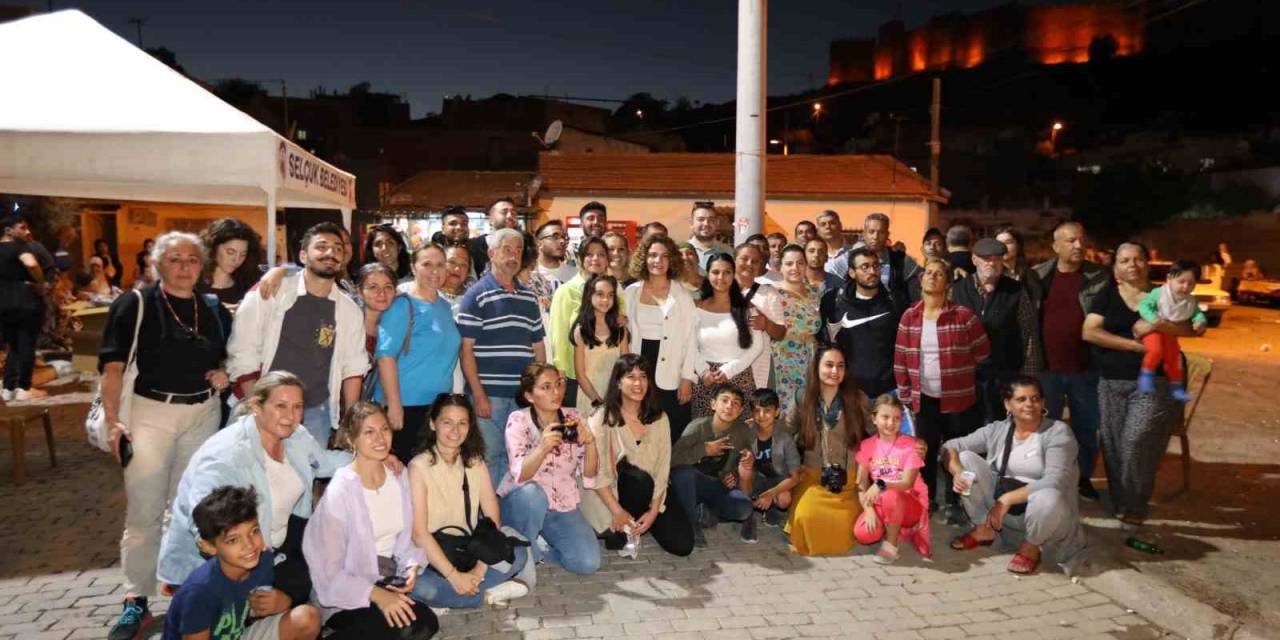 Başka Bir Siyaset Okulu’nun Katılımcıları Roman Vatandaşlarla Buluştu