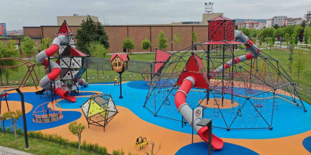 Büyükşehir, Oyun Parkı Bulunmayan Mahalle Bırakmayacak