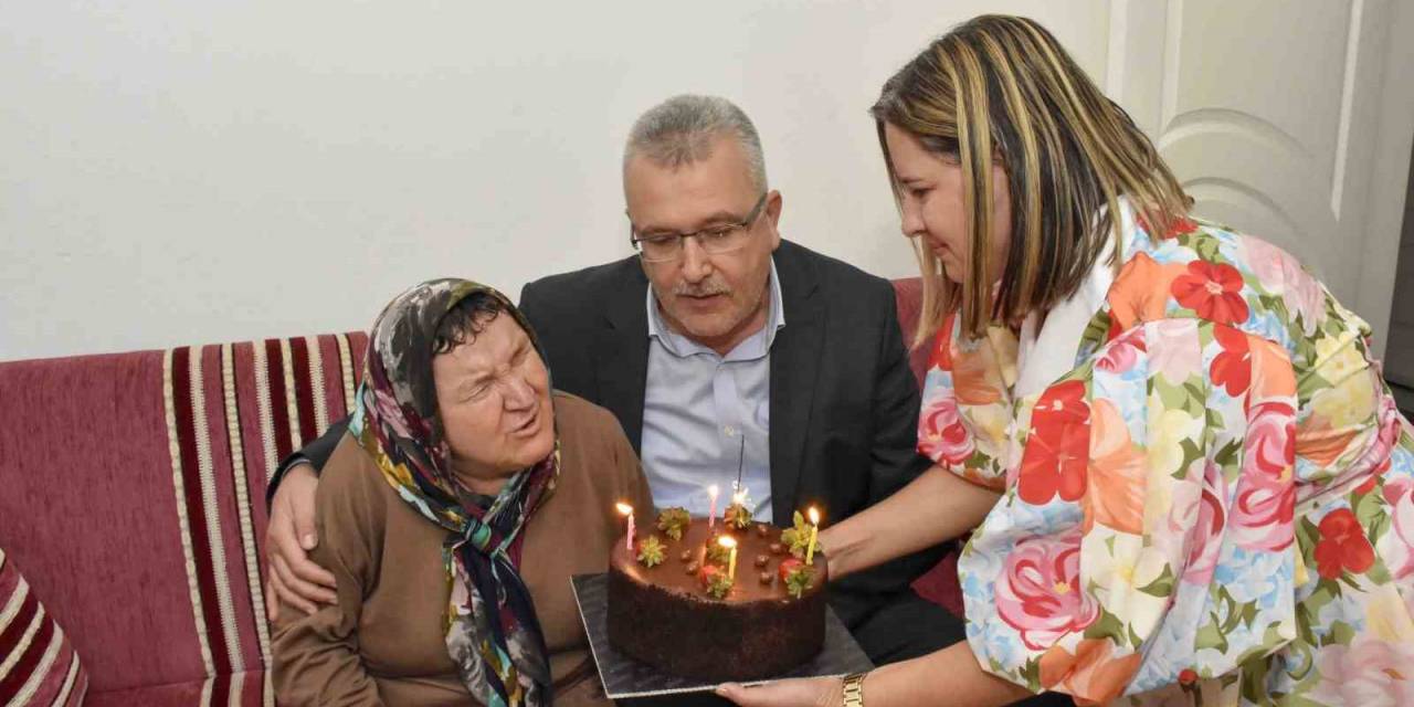 Karacabey’de Görme Engelli Karakuş’un En Büyük Hayali Cumhurbaşkanı Erdoğan İle Tanışmak