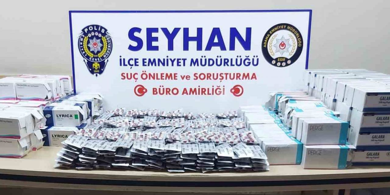 Uyuşturucu Satıcısının Evine Baskın: 20 Bin 636 Hap Ele Geçirildi