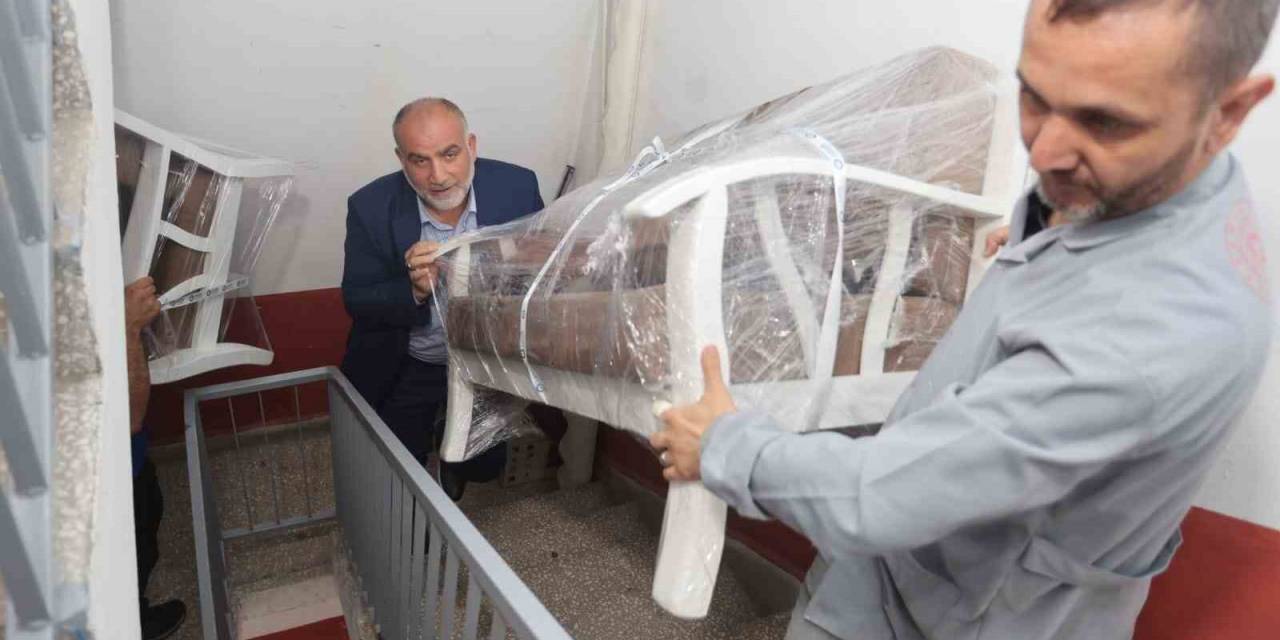 Camek’te Üretilen Mobilyalar İhtiyaç Sahiplerine Ulaştırılıyor