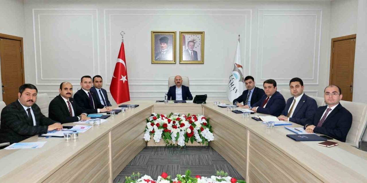 İlçelerde Yürütülen Çalışmalar Masaya Yatırıldı