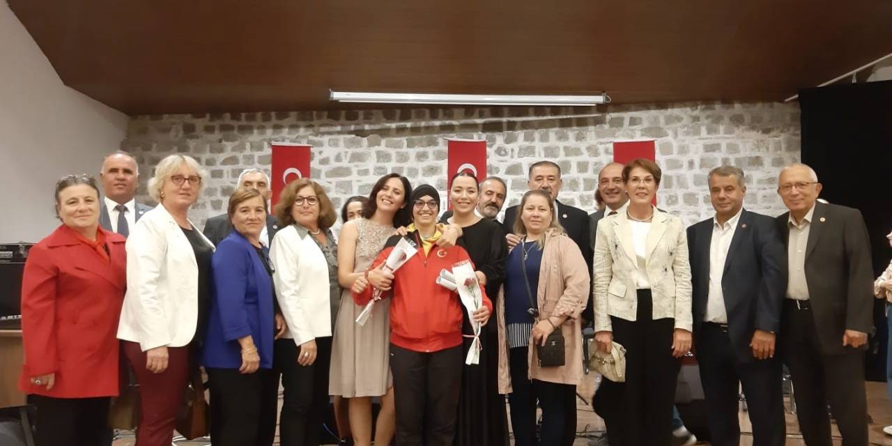 Türk Halk Müziği Konseri Hayran Bıraktı