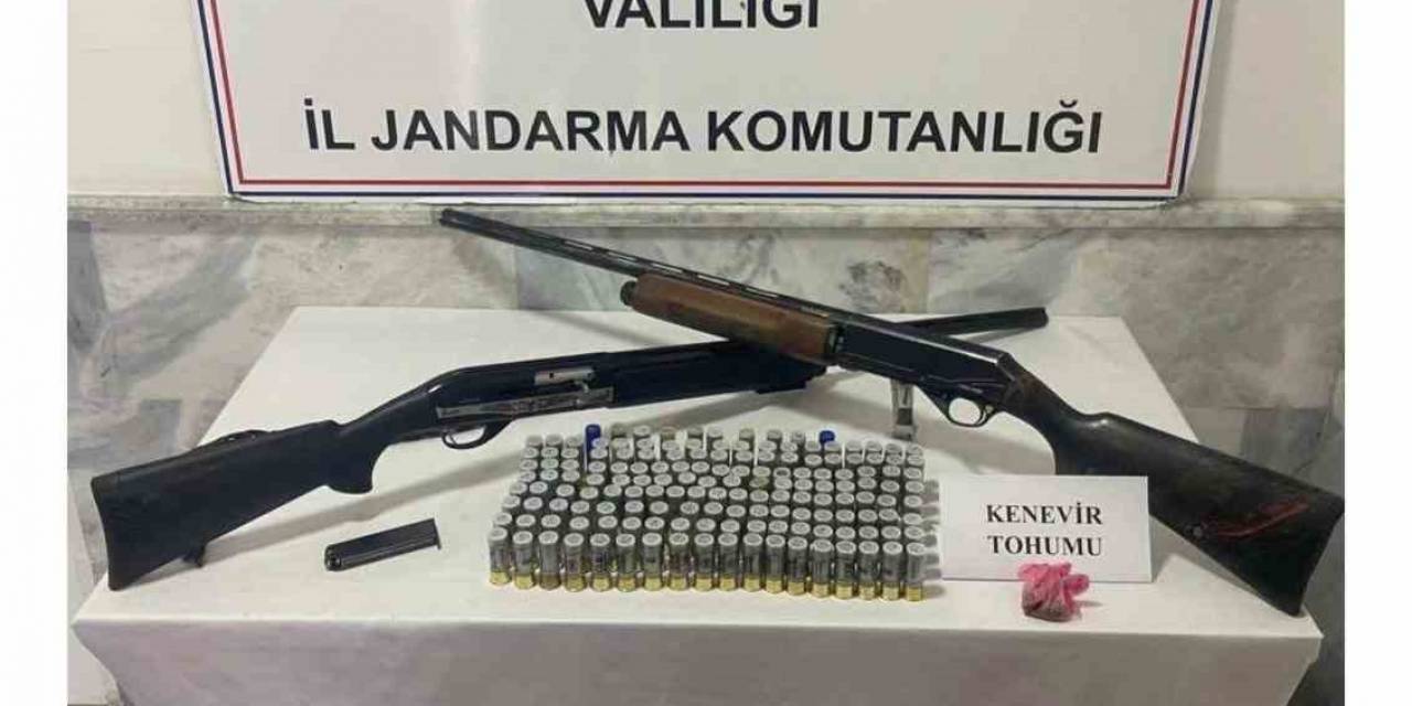 Jandarmadan Ruhsatsız Silah Baskını