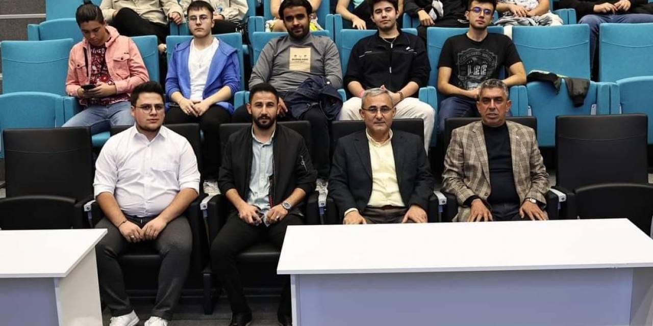 Başkan Alim Işık, Öğrencilerle Bir Araya Geldi