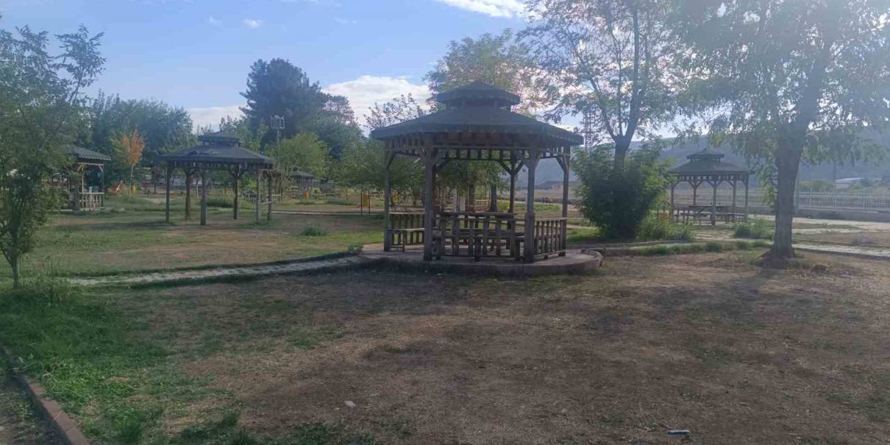 Kezer Çayı Sonbaharda Sessizliğe Büründü