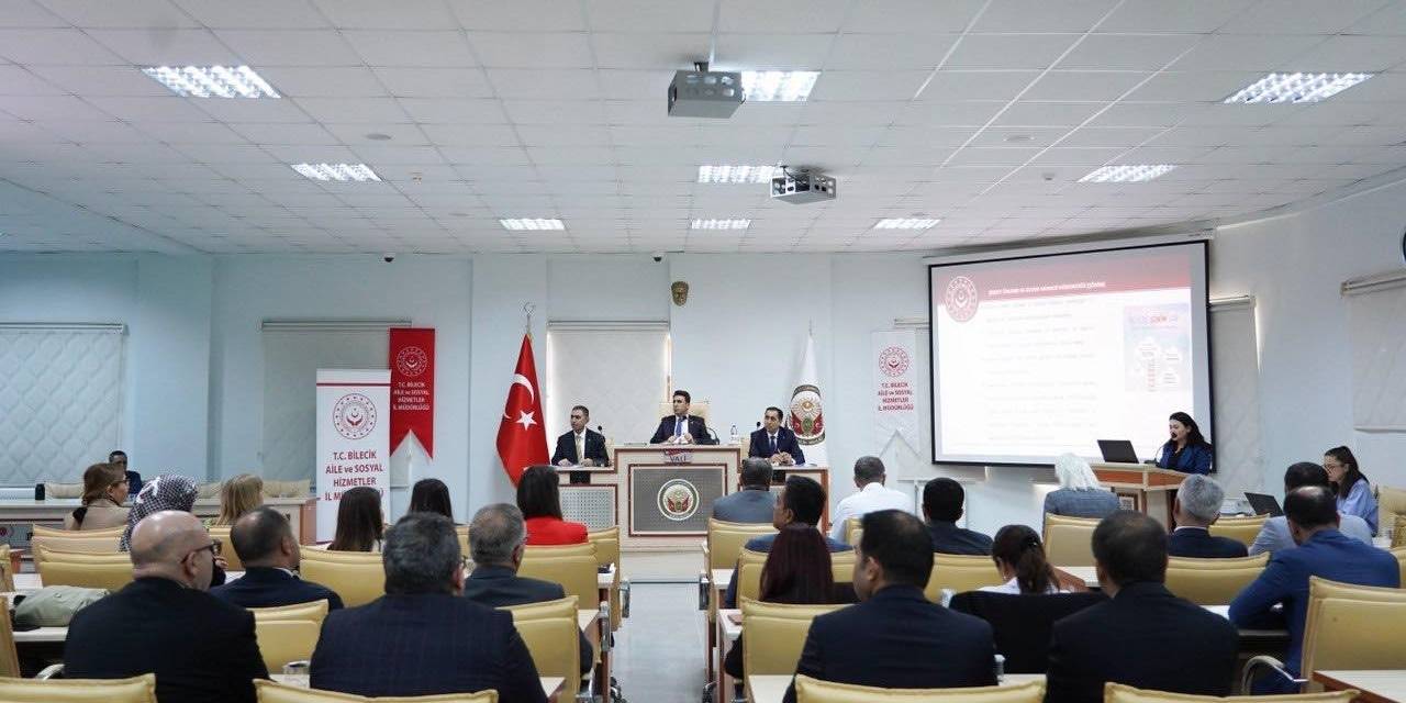 Kadına Yönelik Şiddete Dur Demek İçin Bir Araya Geldiler