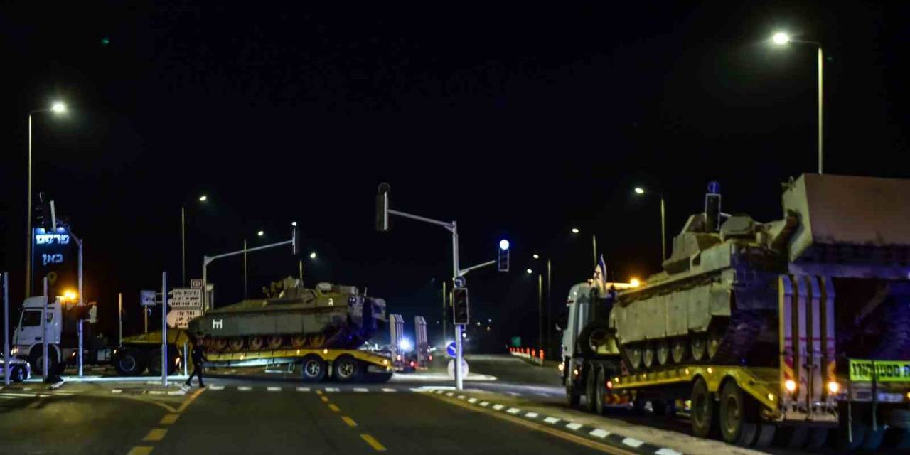 Gazze Sınırına Sevkiyat Gece Gündüz Sürüyor