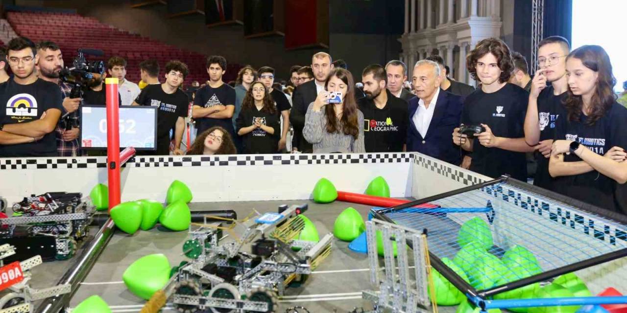 Geleceğin Robot Tasarımcıları, Abd Hayali İçin Küçükçekmece’de Ter Döktü