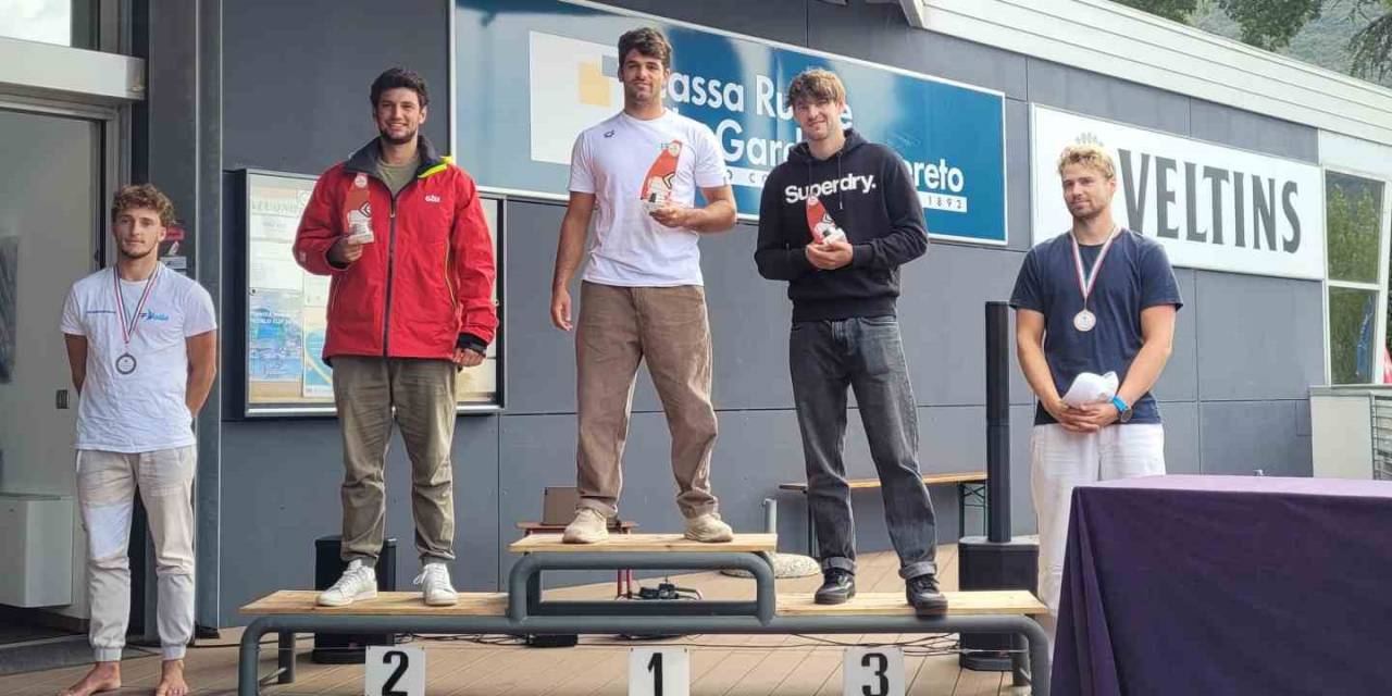 Rüzgardan Madalya Çıkarıyor