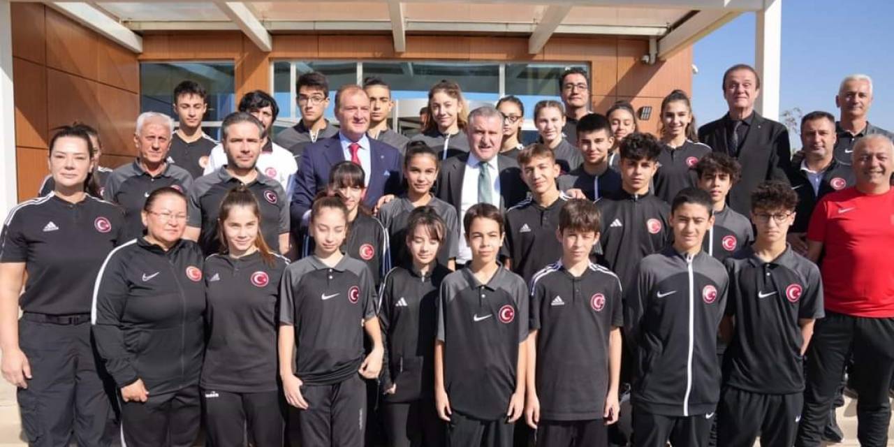 Eskişehirli Sporcular Sırbistan’da Türkiye’yi Temsile Edecek