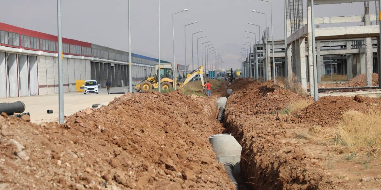 Kızıltepe Yeni Sanayi Sitesinde Altyapı Çalışmaları Başlatıldı