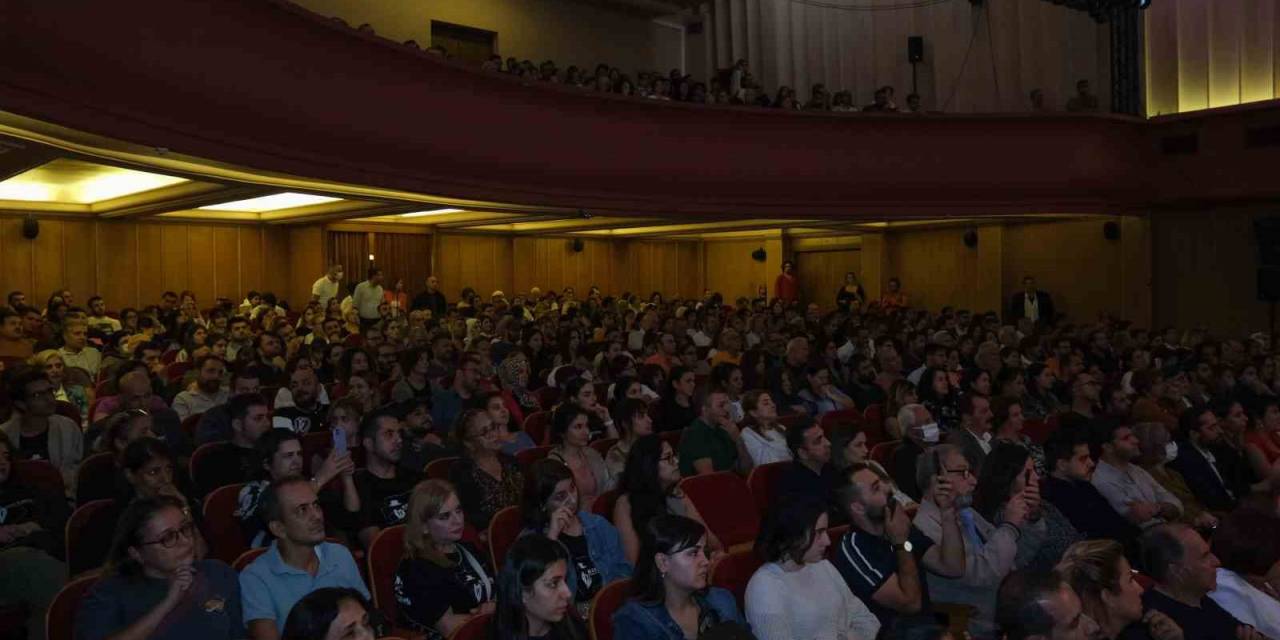 8. Şehir Tiyatroları Festivali Başladı