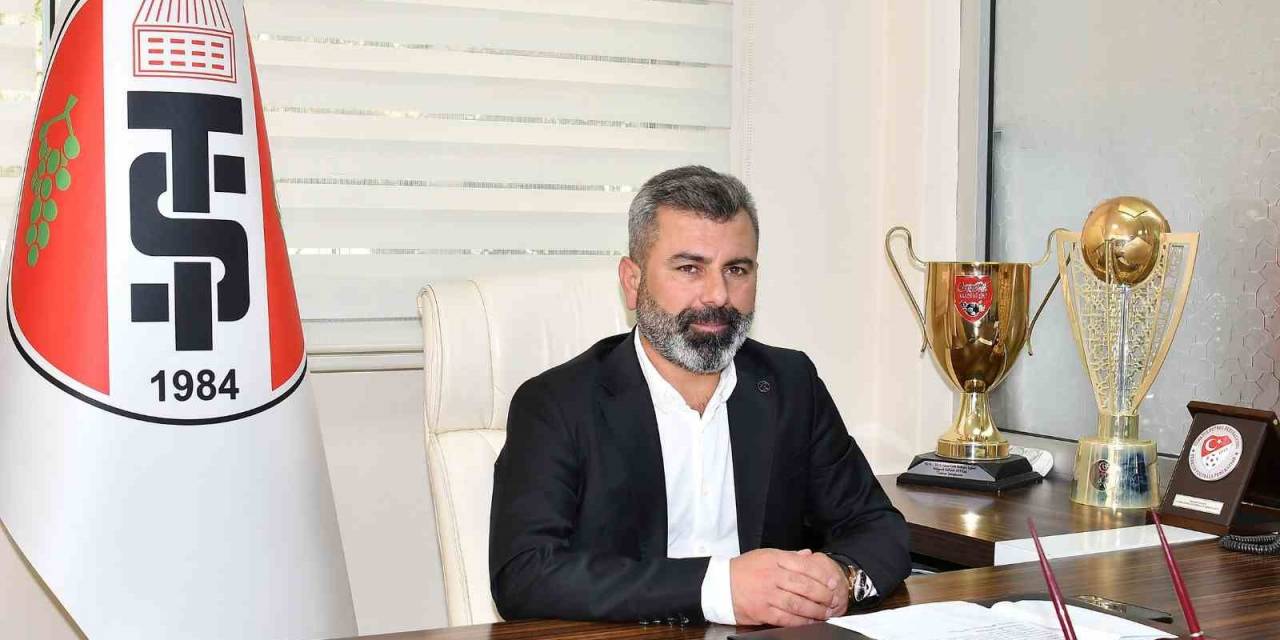 Turgutluspor Başkanı Akın: "Başarımızın Sırrı Aile Olmaktan Geçiyor"