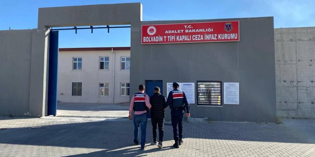 Canlı Hayvan Hırsızlığı Suçundan Aranan Şahsı Jasat Dedektifleri Yakaladı
