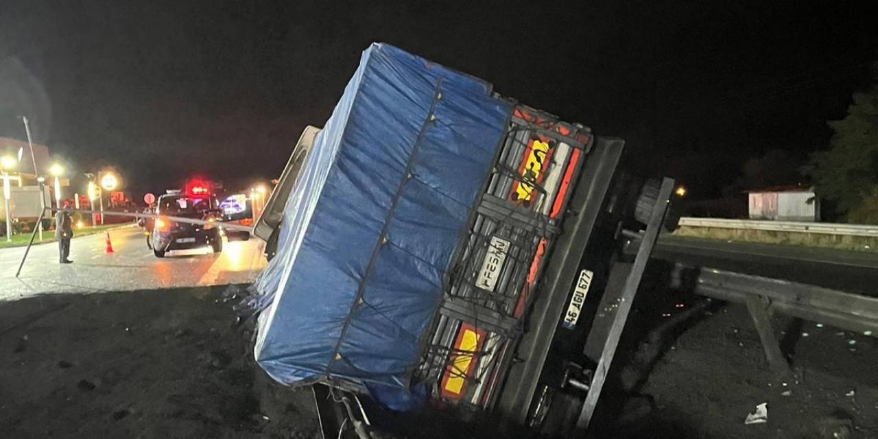 Samsun’da Tır Devrildi: 1 Yaralı