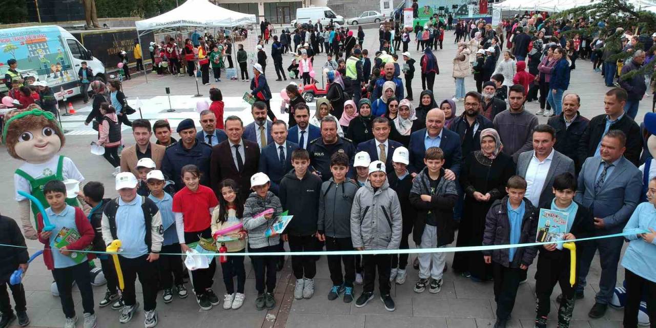 Kızılcahamam’da Öğrenciler ’sosyal Meydan’da Buluştu