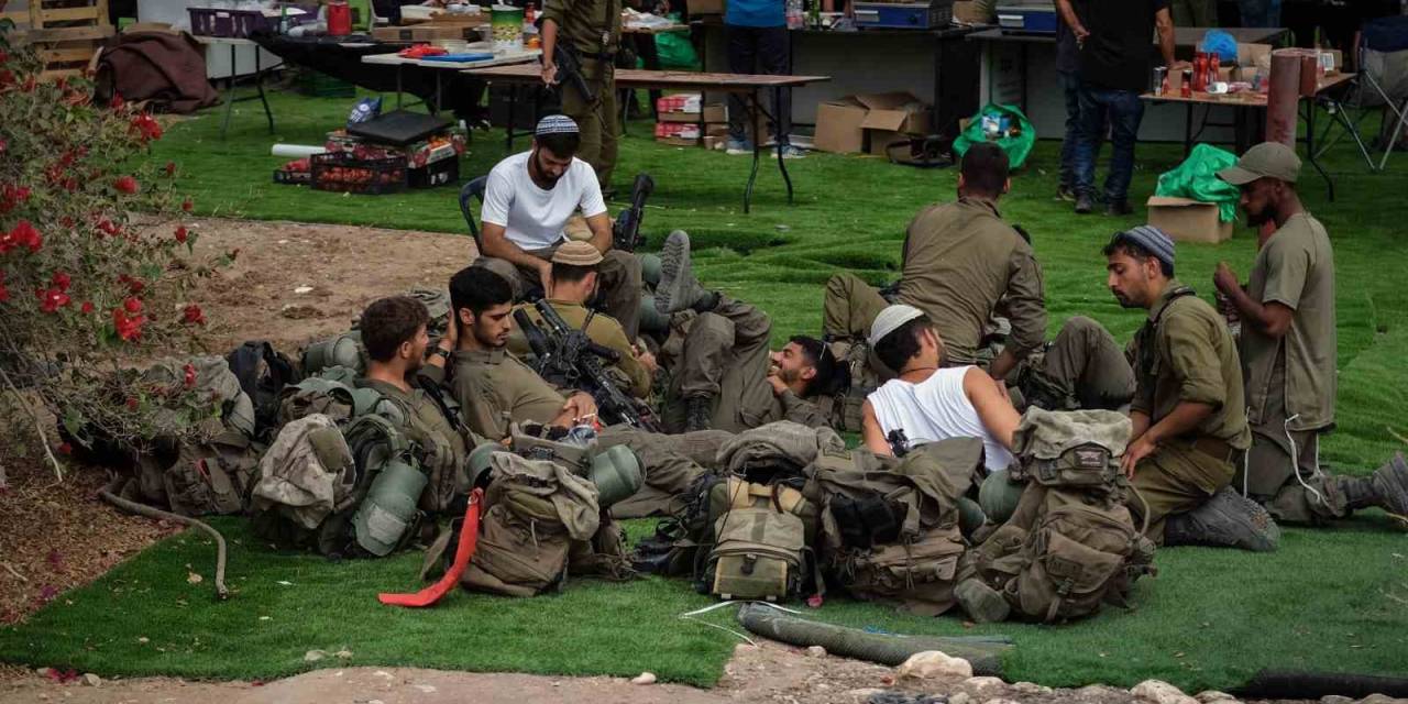 İsrail Askerlerinin Toplanma Merkezi Görüntülendi