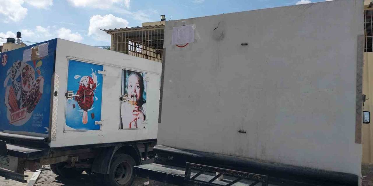 Gazze’de Morglar Doldu, Cansız Bedenler Dondurma Kamyonlarında Muhafaza Ediliyor