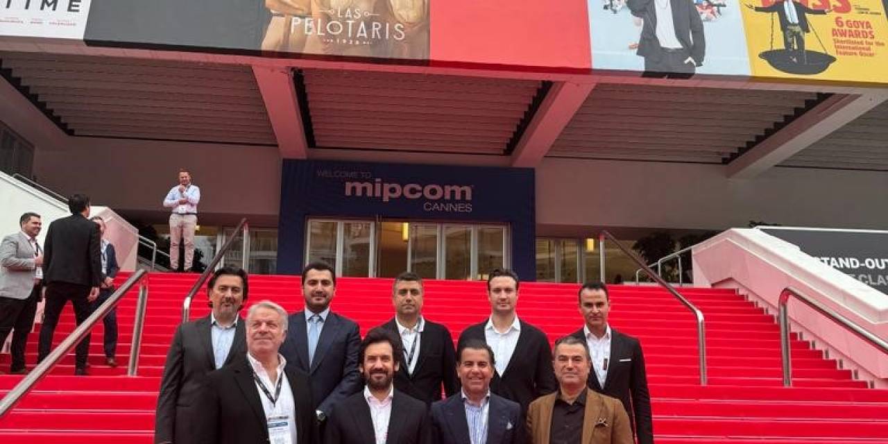 Bakanlık Ve Yapımcılardan ’cannes’ Çıkarması