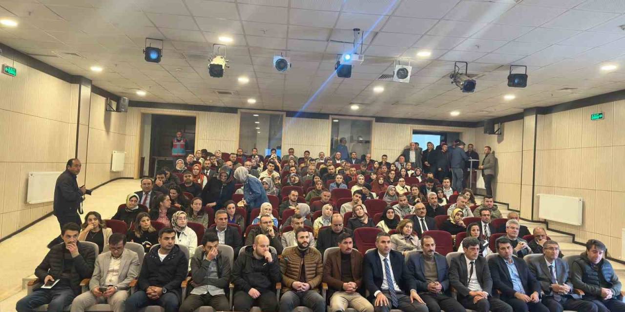 Oltu’da Narkorehber Etkinliği