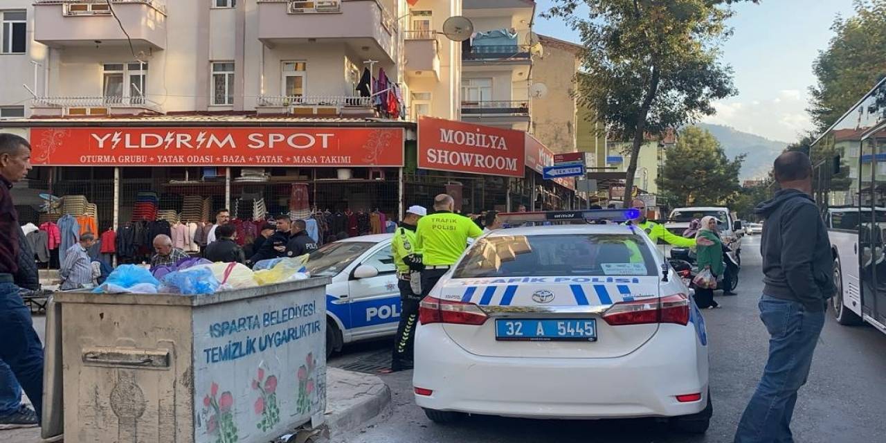Otobüsün Çarptığı Yaşlı Adam Hayatını Kaybetti