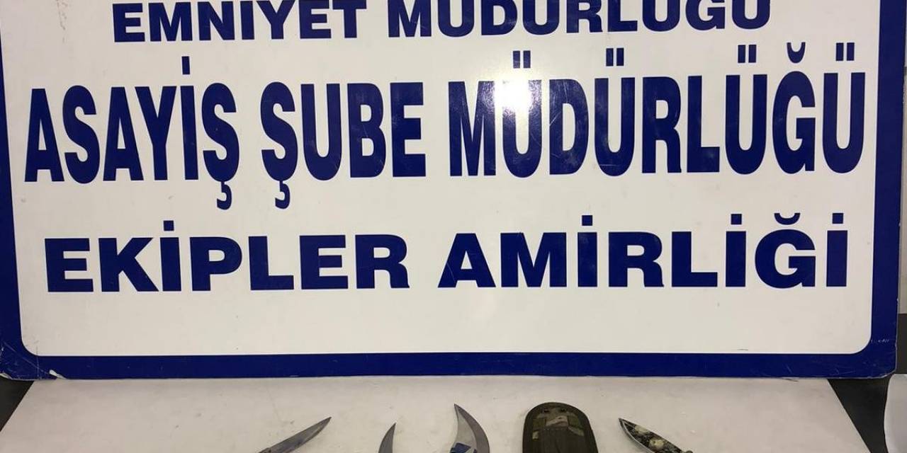 Kütahya’da Yaya Devriye Ekiplerince 135 Şahıs, 20 Aracın Sorgusu, Gbt Kontrolü Ve Denetimi Yapıldı