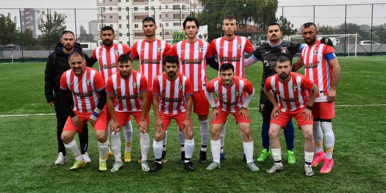 Kayseri Güneşspor Kayıpsız İlerliyor
